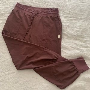 Vuori pants. Ultralight fabric.